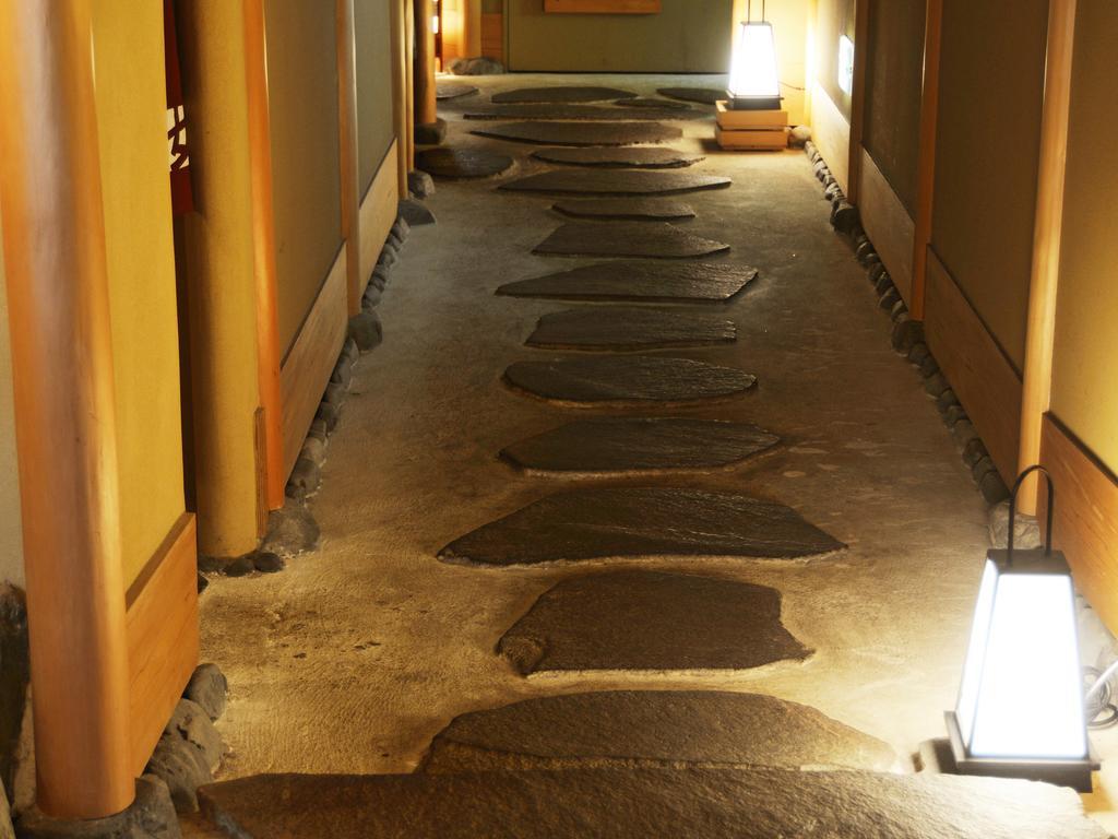 Momoyama Hotel Matsumoto Exterior photo