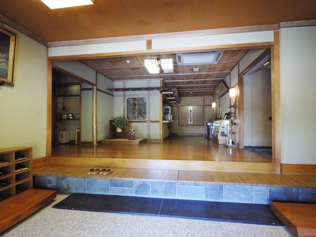 Momoyama Hotel Matsumoto Exterior photo