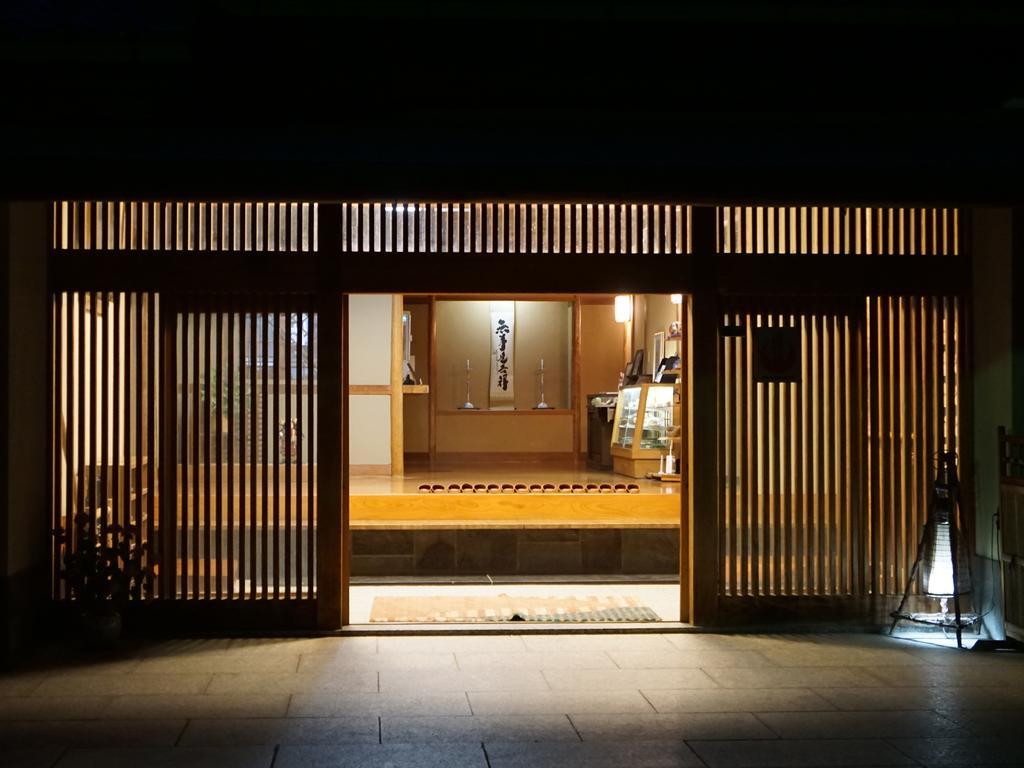 Momoyama Hotel Matsumoto Exterior photo