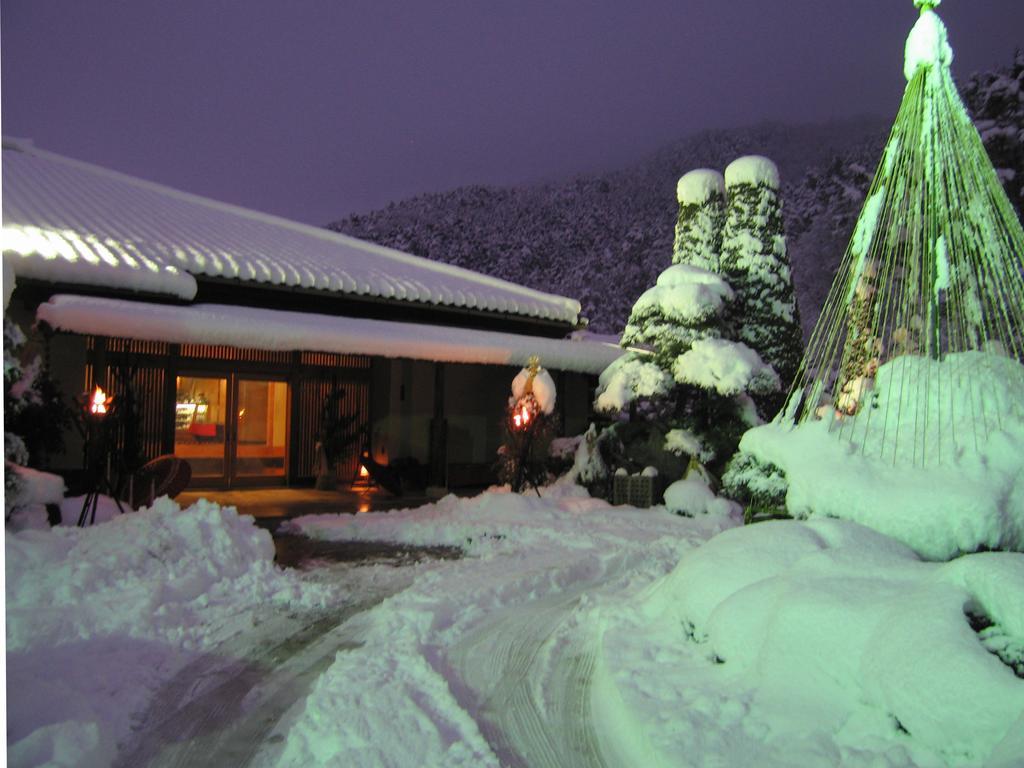 Momoyama Hotel Matsumoto Exterior photo